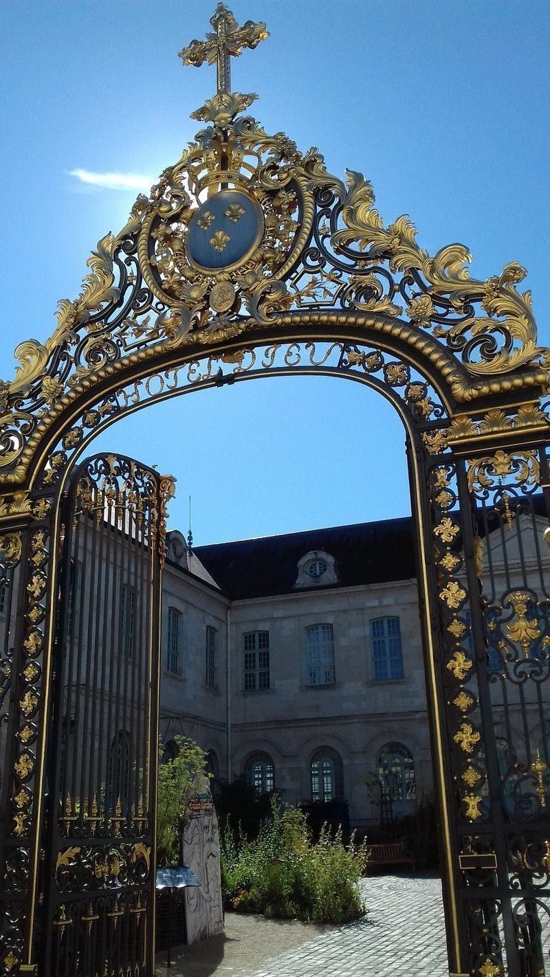 HôtelDieu de Troyes en Champagne
