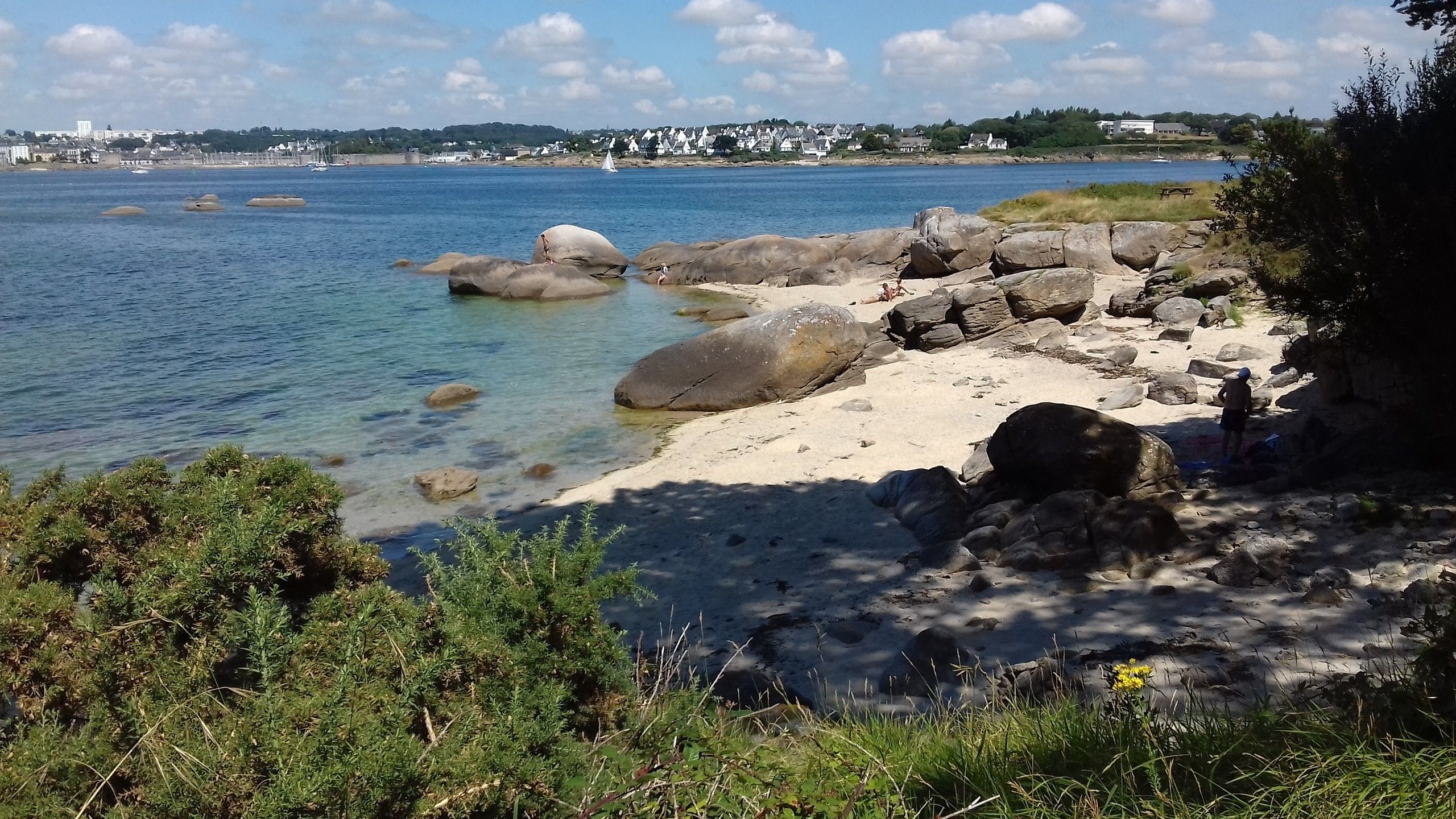 Plage De La Belle étoile Cabellou Concarneau Bretagne